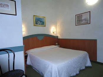 B&B Villa Primavera Pise Extérieur photo