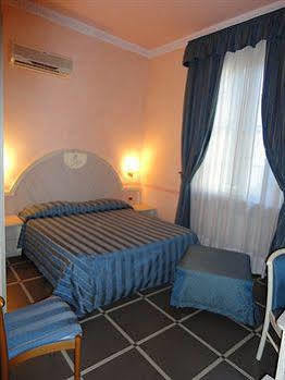 B&B Villa Primavera Pise Extérieur photo